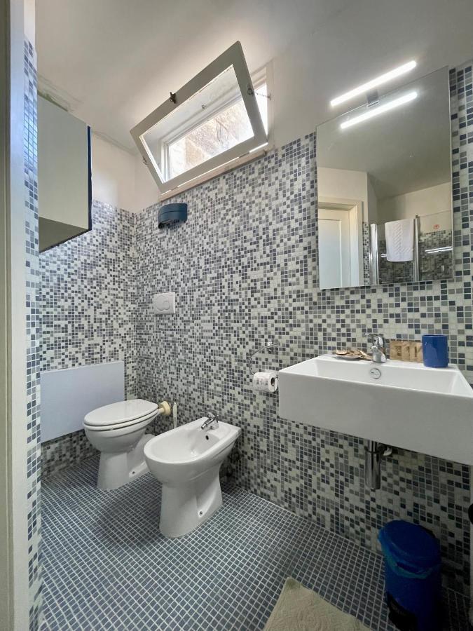 4 Balconi House-Appartamento Salentino Nel Centro Di Лечче Экстерьер фото