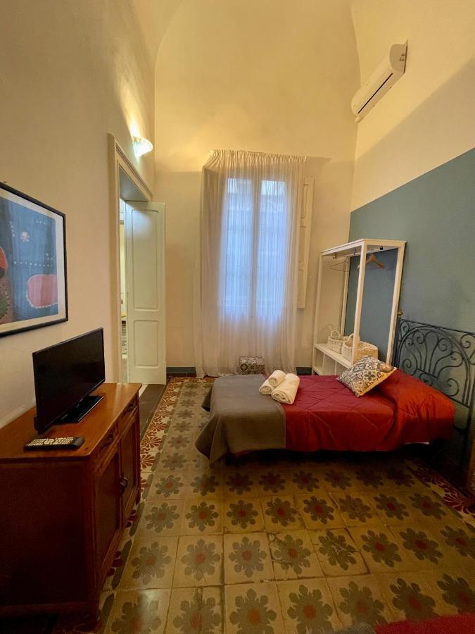 4 Balconi House-Appartamento Salentino Nel Centro Di Лечче Экстерьер фото